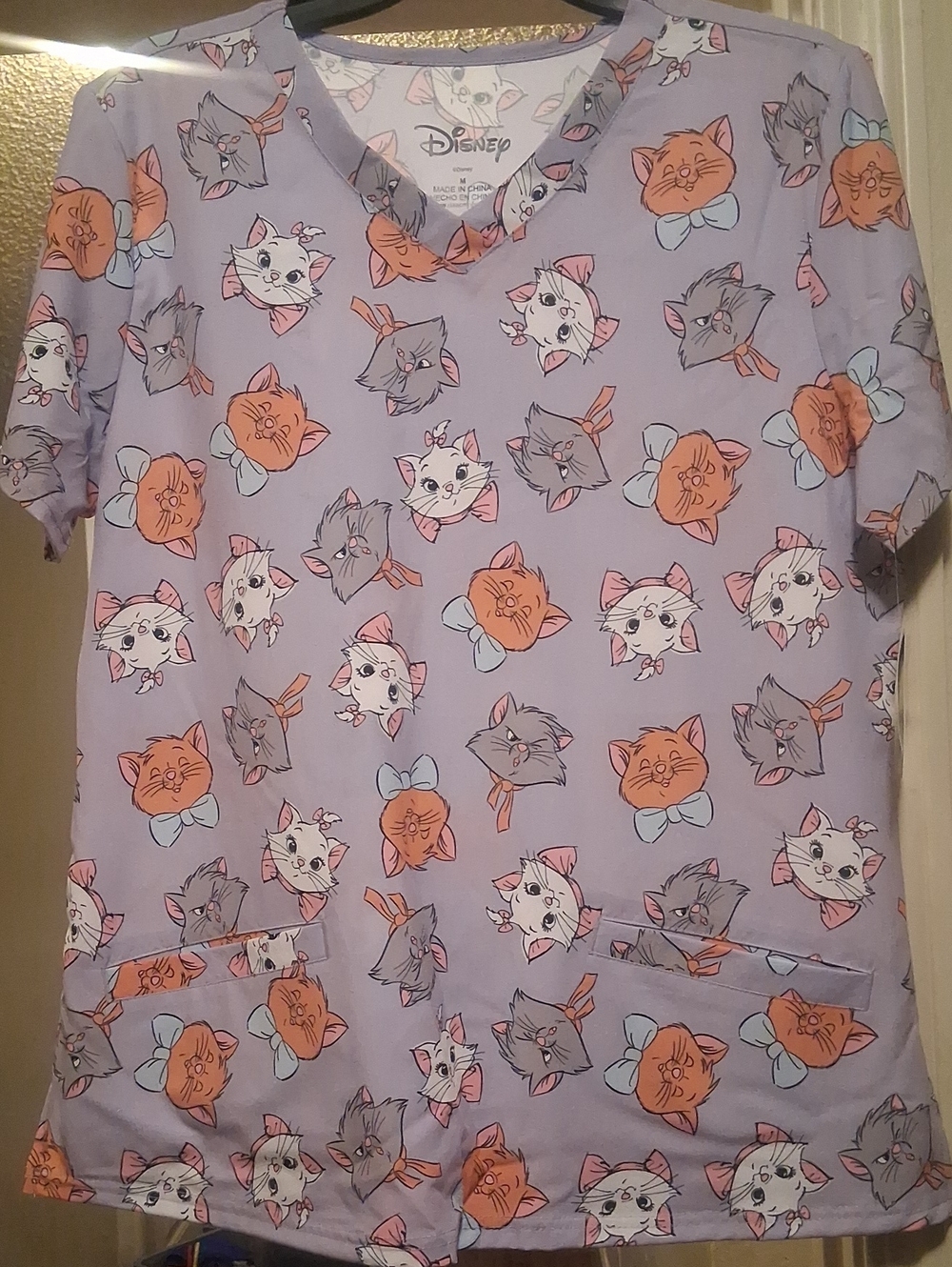 Disney Lavender Aristocats Print Short Sleeve Tee Scrub Top Size M